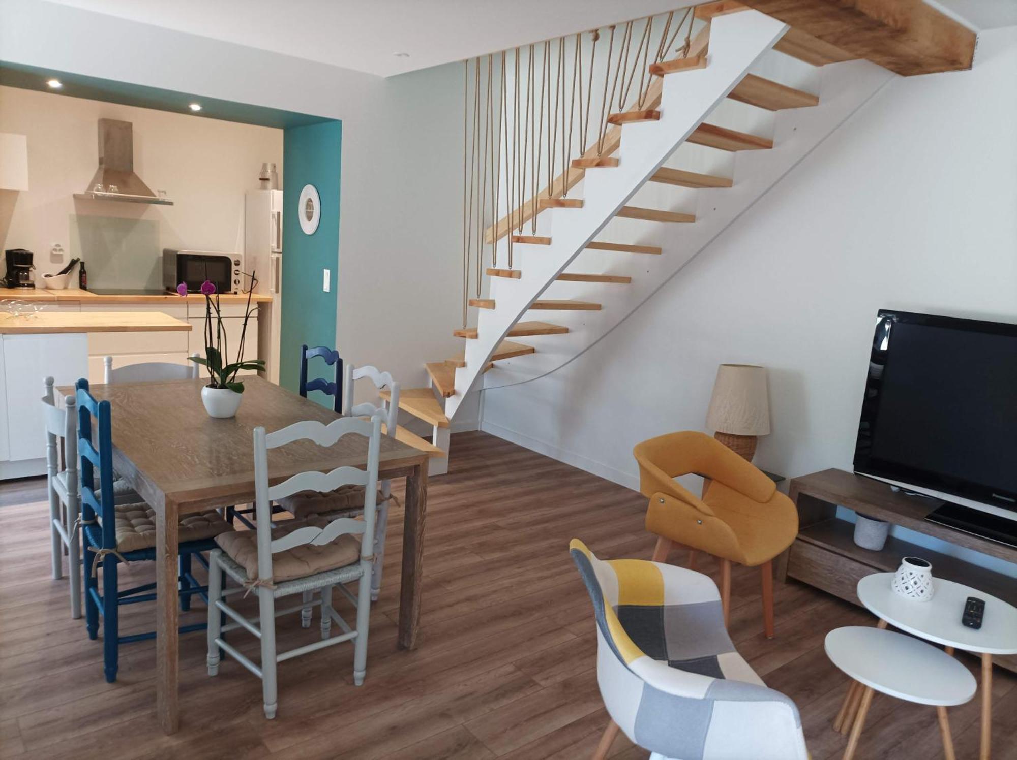Gite De Charme - 3 Chambres, 5 Lits - De 4 A 7 Personnes Avanton Екстериор снимка